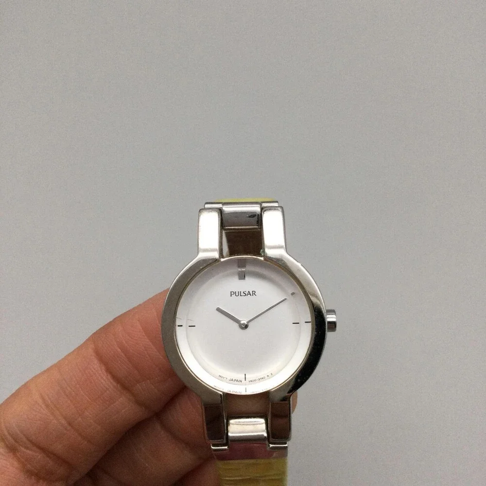 Pulsar Womens Watch 25mm Silver Tone Yellow Leather V400-1090 New Battery
